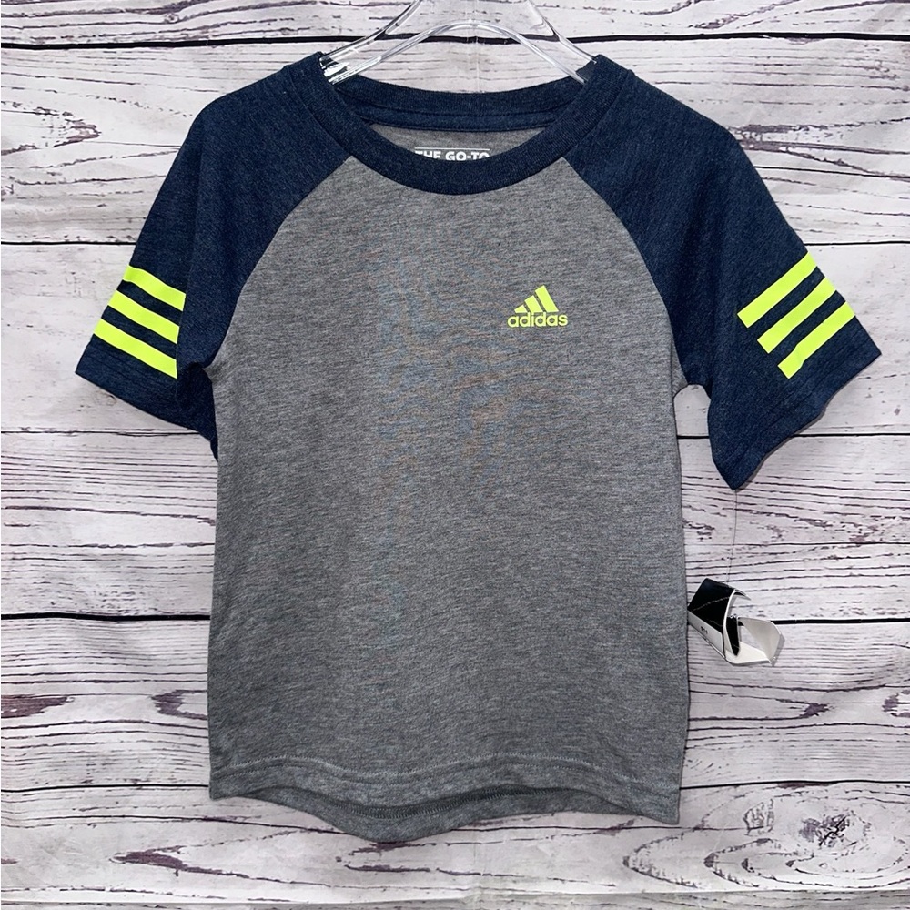 Adidas Boys Grey The Go To Tee Shirt Size 3T